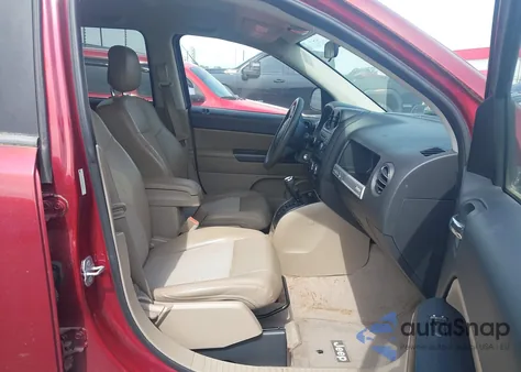 2014 Jeep Compass Altitude из США, поврежденный, VIN 1C4NJCBA0ED678743